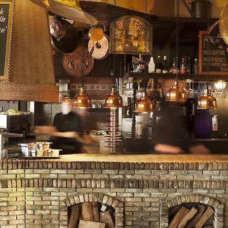 Hotel Oranje 5*
