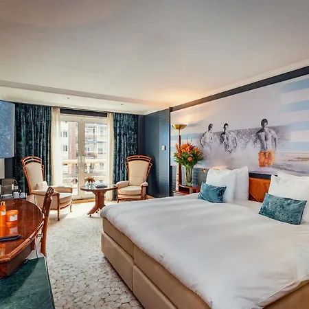 Hotel Oranje 5*